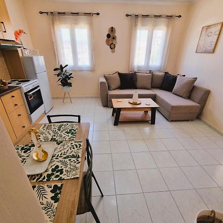 Estrella Apartment Sparta Buitenkant foto